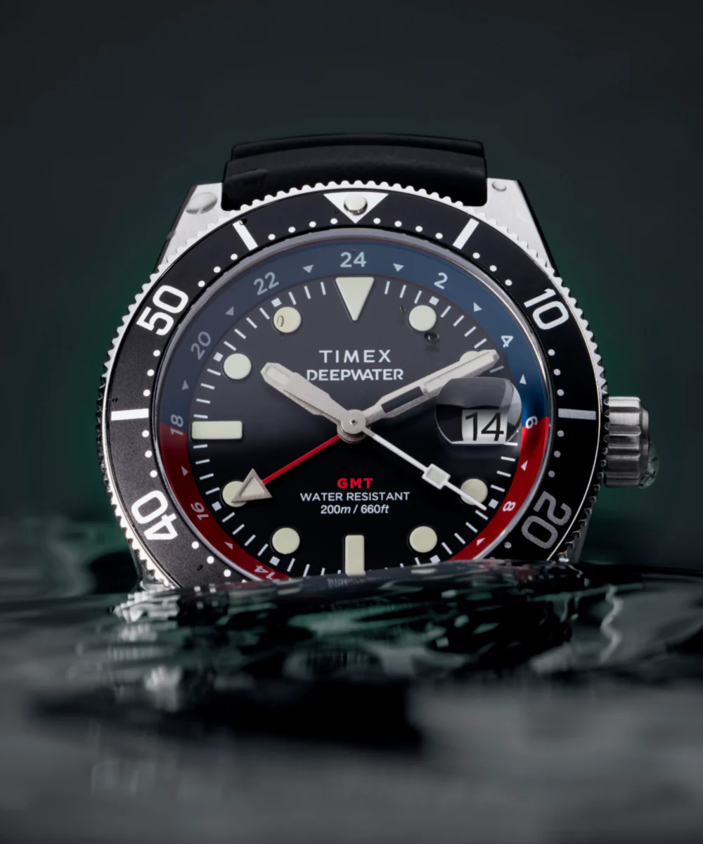 Deepwater Reef 200 GMT 41mm Synthetic Rubber Strap Watch - Image 8