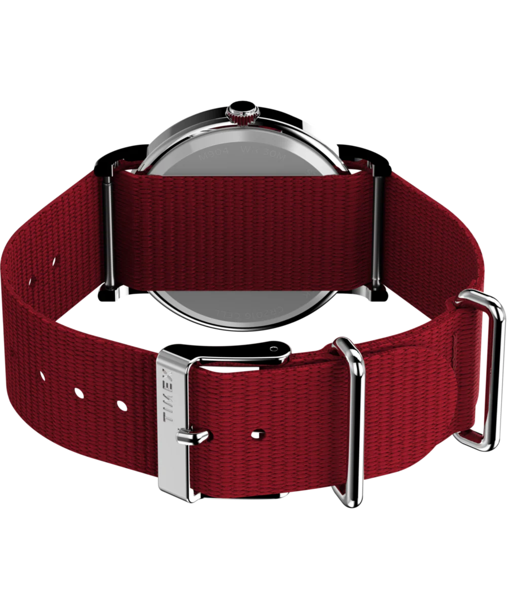 Peanuts® x Timex Snoopy 38mm Fabric Strap Watch - Image 5