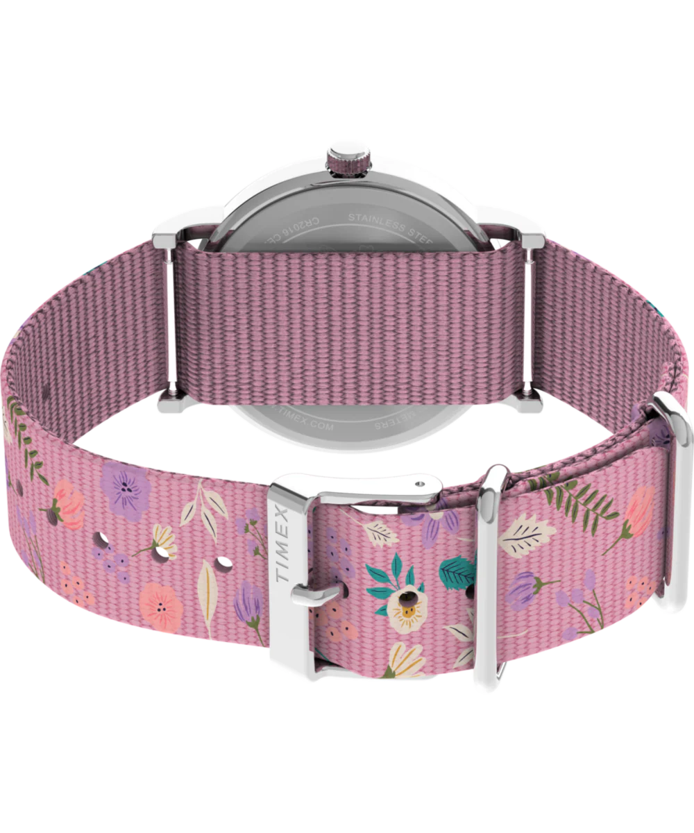 Peanuts® x Timex Weekender In Bloom 38mm Fabric Strap Watch - Image 5